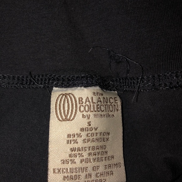 Yoga Capris - Picture 2 of 2